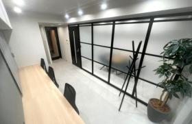 珍しいコンパクトオフィス！の居抜き賃貸オフィス物件(約10坪) ｜居抜きオフィス物件検索サイト【vivit-ビビット】（サムネイル4）
