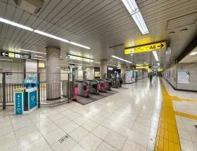 小川町駅（都営新宿線）