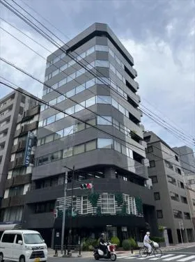 KUGAビルの外観