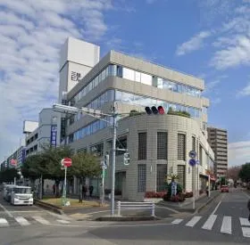 三基ビルの外観