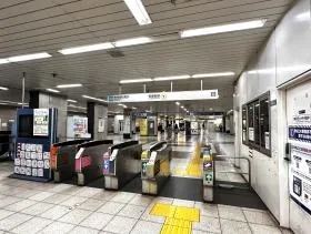 東京メトロ有楽町線「新富町駅」