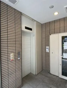 GS伏見センタービル(ジーエス伏見センタービル)の外観