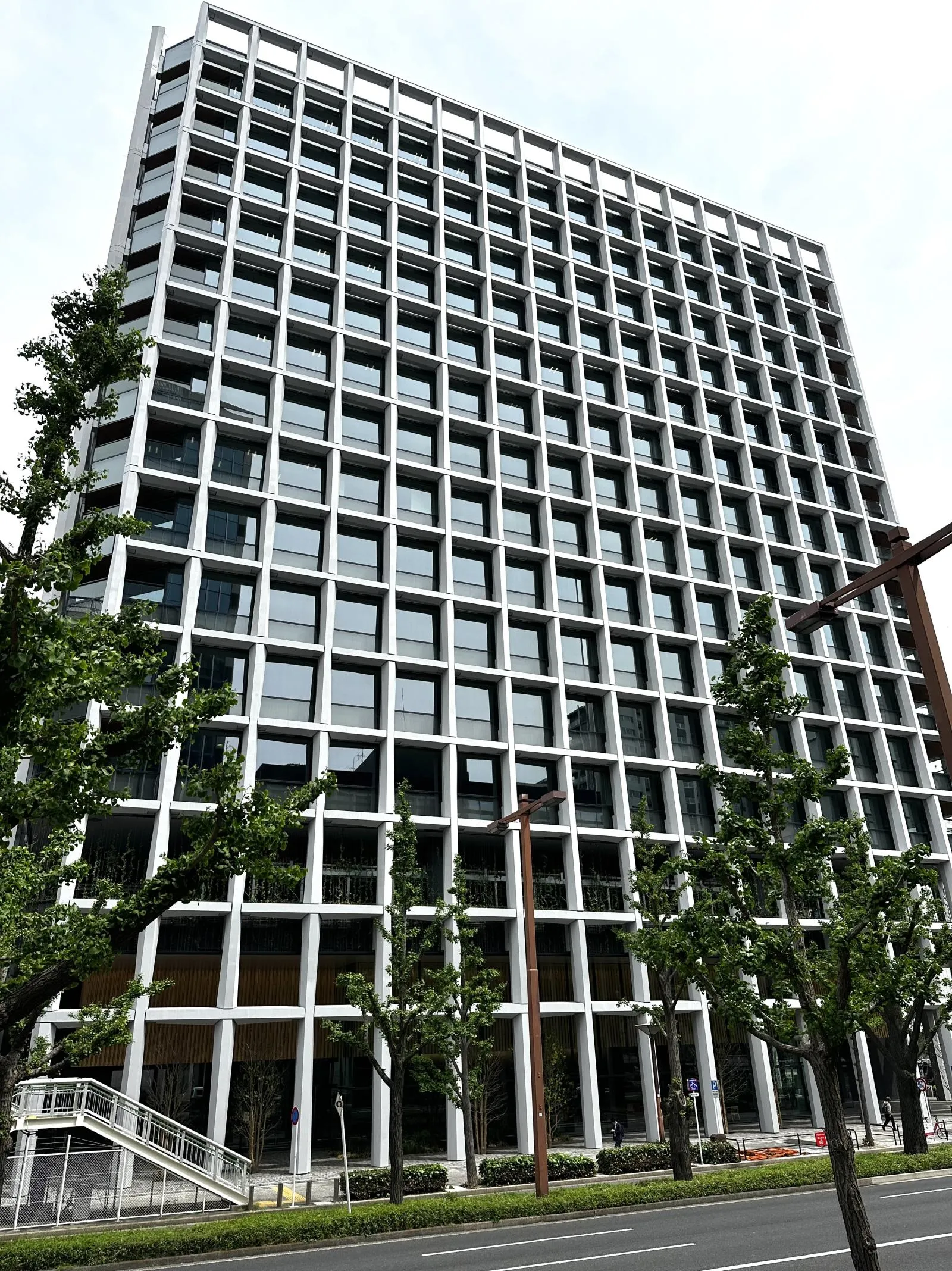 名古屋シミズ富国生命の外観写真
