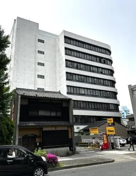 白川第8中駒の外観