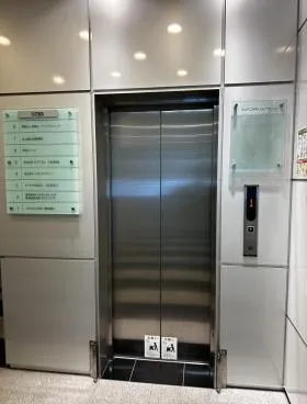 CK23名駅前ビル(シーケー23名駅前ビル)の外観