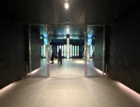 グランフロント大阪タワーAの外観