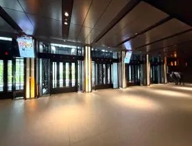 グランフロント大阪タワーAの外観