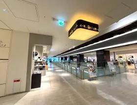 グランフロント大阪タワーAの外観