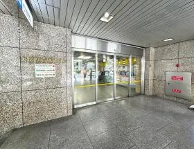 大阪駅前第1の外観