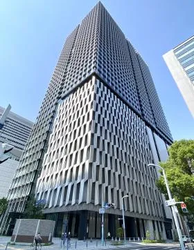 大阪梅田ツインタワーズ・サウスの外観