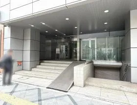 千代田ビル西館の外観