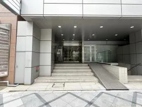 千代田ビル西館の外観