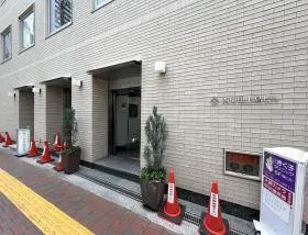 西梅田上島の外観