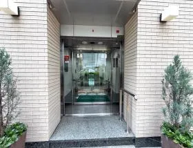 西梅田上島の外観