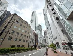 西梅田上島の外観