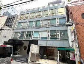 フェザーの外観