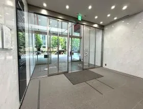堂島プラザの外観