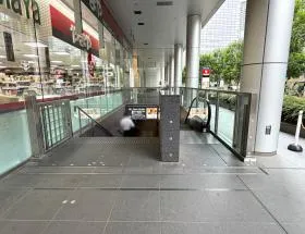 堂島プラザの外観
