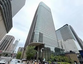 中之島フェスティバルタワー・ウエストの外観
