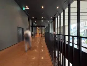 中之島フェスティバルタワー・ウエストの外観