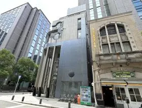 淀屋橋竹村の外観