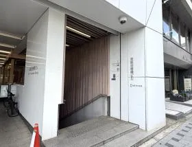 京阪淀屋橋の外観