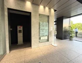 北浜一丁目平和の外観