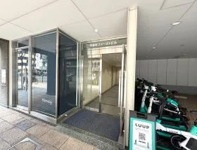 平野町ファーストの外観
