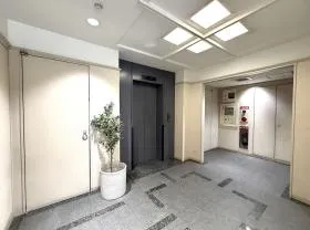 平野町ファーストの外観