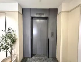 平野町ファーストの外観
