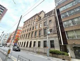 日本綿業倶楽部の外観