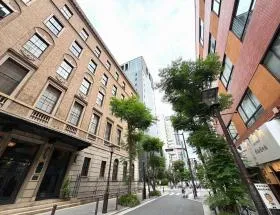 日本綿業倶楽部の外観