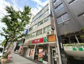 西岡の外観