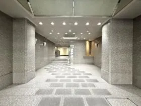 三共堺筋本町の外観