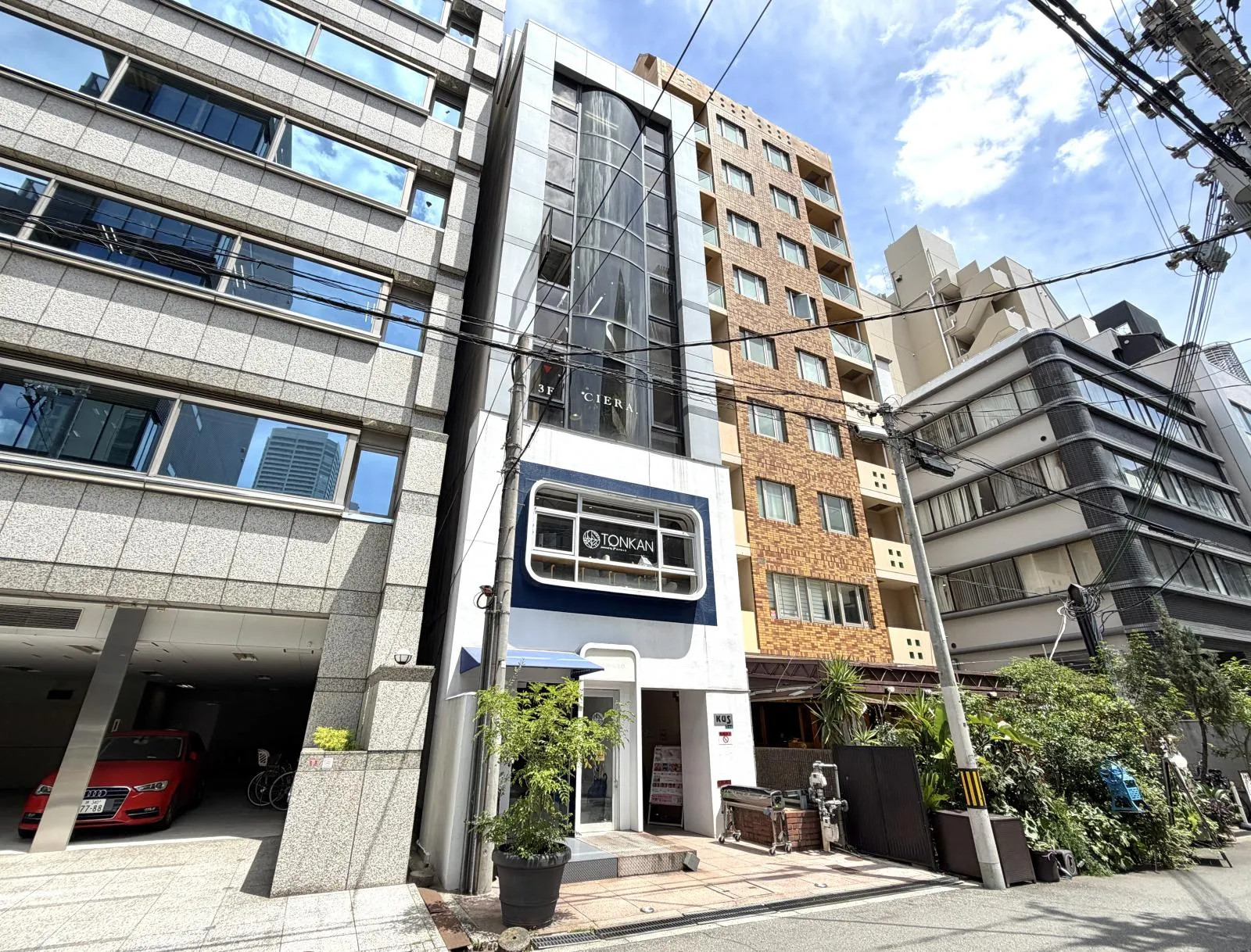 KUS博労町(ケーユーエス博労町)の外観写真
