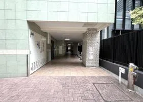 ウィングコート南船場の外観