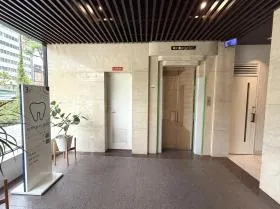 三栄心斎橋の外観
