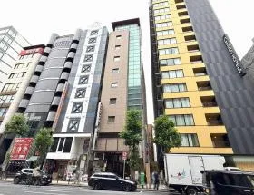 グラストンの外観