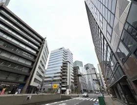 大阪日栄の外観
