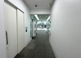アイ・プラス江戸堀の外観