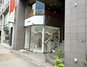 肥後橋INAビル(肥後橋アイエヌエービル)の外観