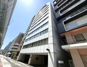 岡本興産の外観