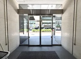西本町中央の外観