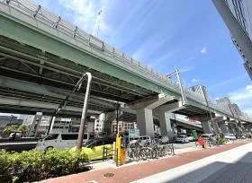 西本町中央の外観