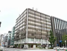 日建の外観
