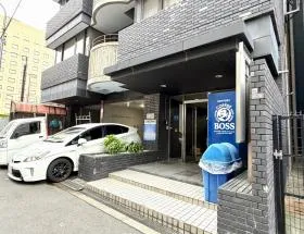 日東の外観