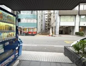 日東の外観