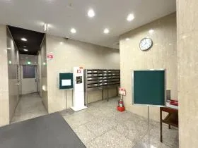 大阪産業の外観