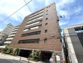 信栄商会の外観