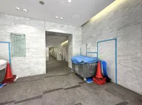 四ツ橋センターの外観